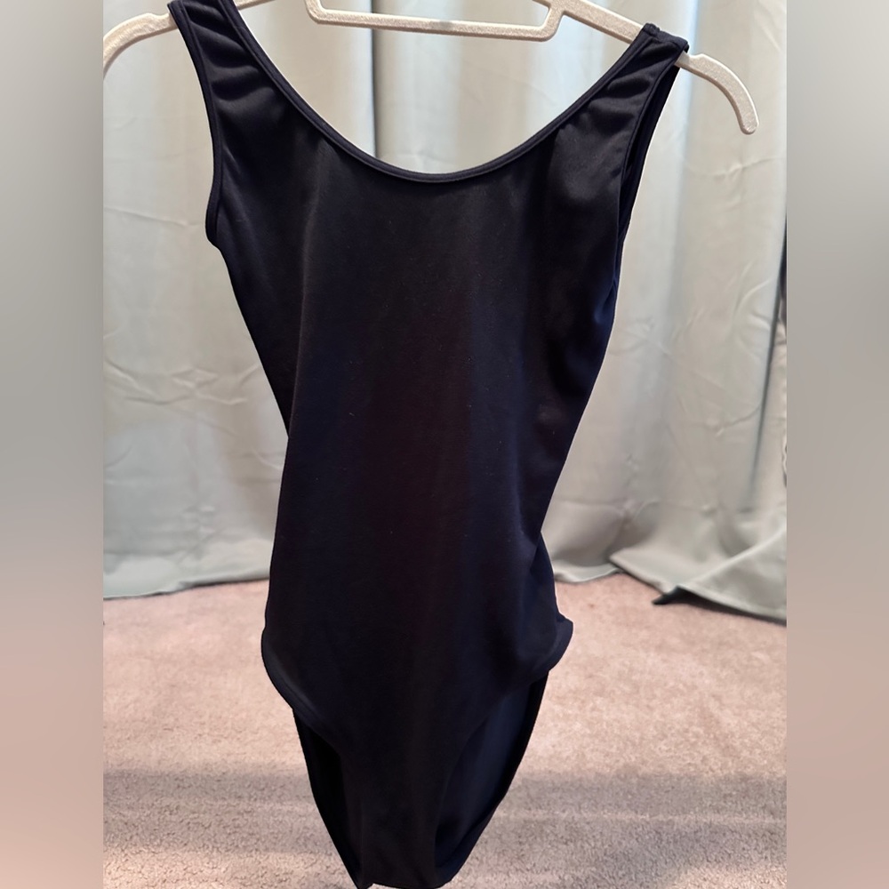YUMIKO VERONIQUE LEOTARD